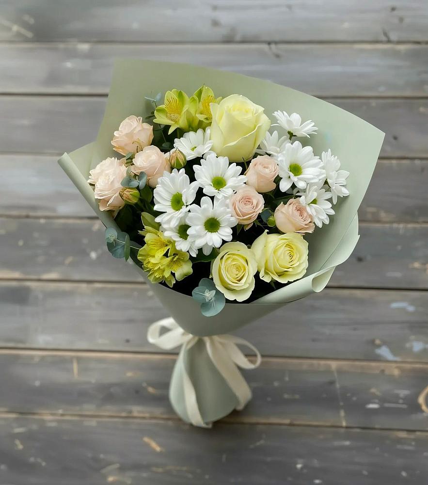 Букет цветов из: Альстромерии, Розы и Хризантемы в Новокручининске
