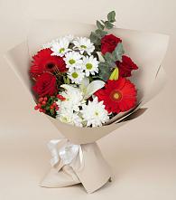 Букет цветов из:  Розы, Хризантемы, Герберы и Лилии в Новокручининске