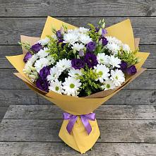 Букет цветов из:  Ирисы, Хризантемы и Ромашки в Новокручининске
