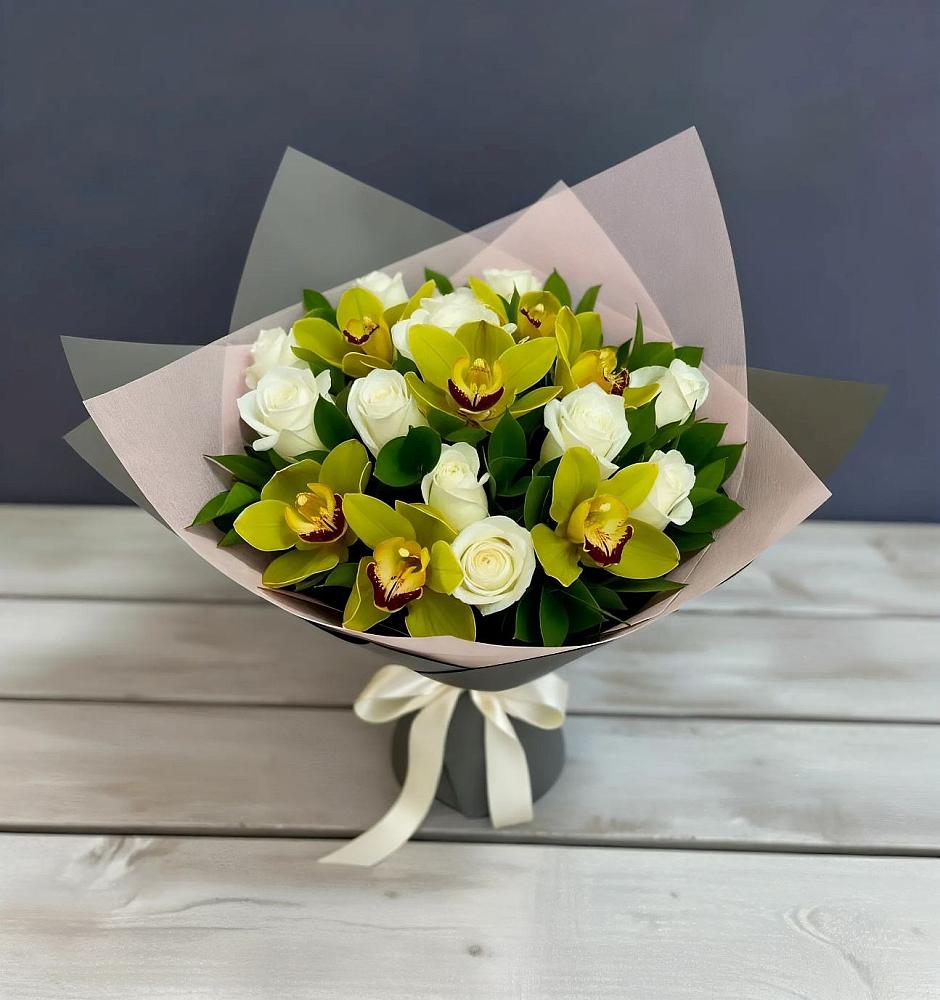 Букет цветов из: Орхидеи и Розы в Новокручининске